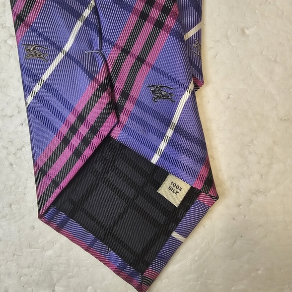 Burberry Men's Neck Tie - Picture 5 of 6